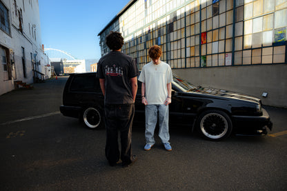 Cars and Swedish Meatballs Seattle Vintage Oversized Tee - Black